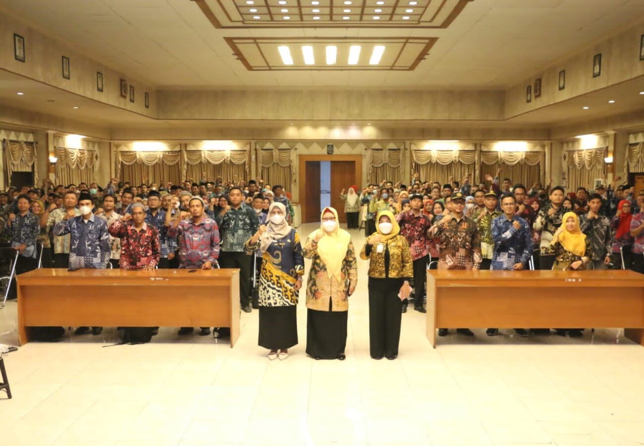 Data Kemiskinan di Gresik Harus Akurat, Dinsos Gresik Beri Pelatihan Aplikasi SIKS-NG
