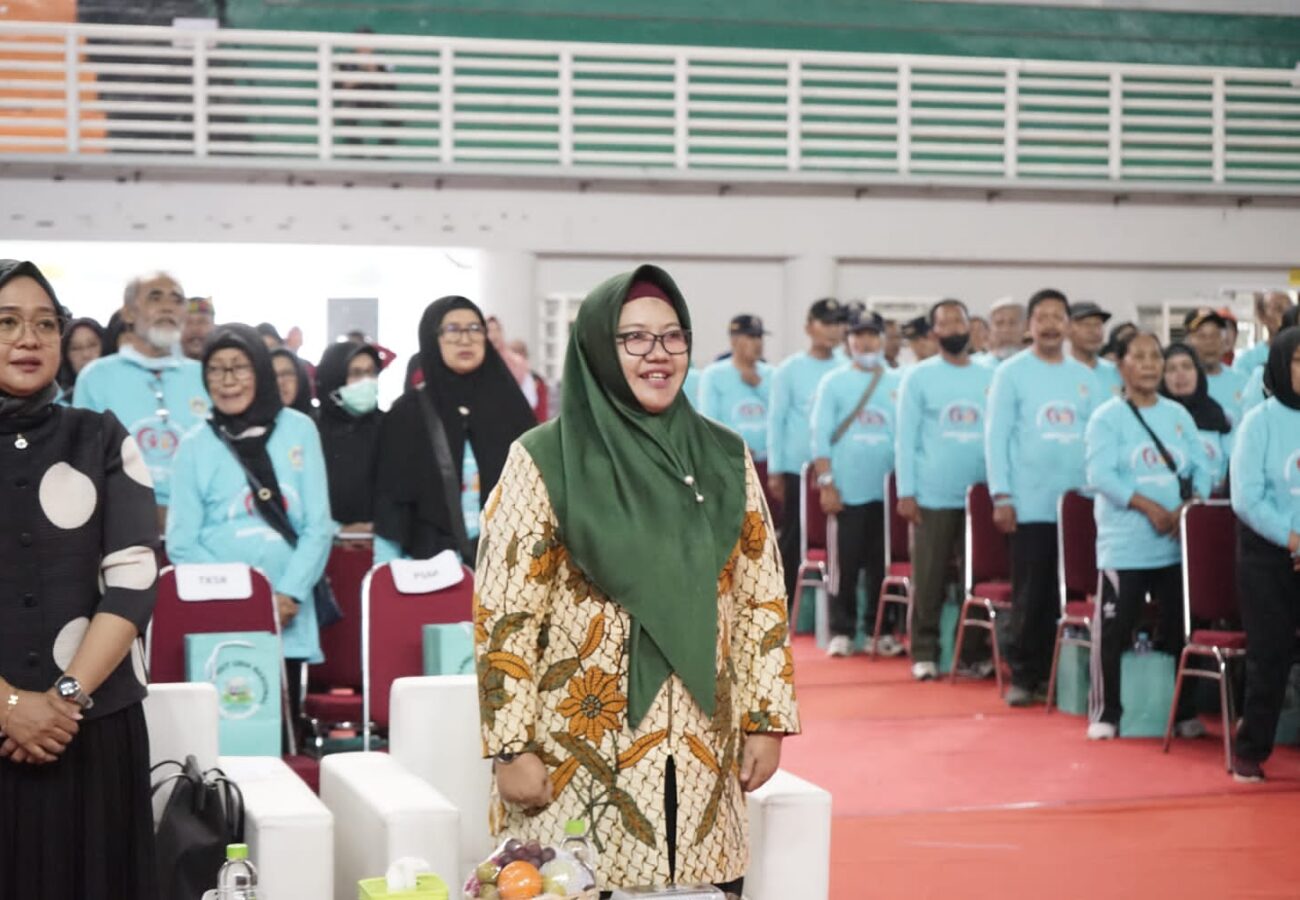 Wakil Bupati Gresik Ajak Jaga Kesehatan Agar Tetap Produktif di Tengah Masyarakat Saat Peringati Hari Lanjut Usia Nasional ke-27