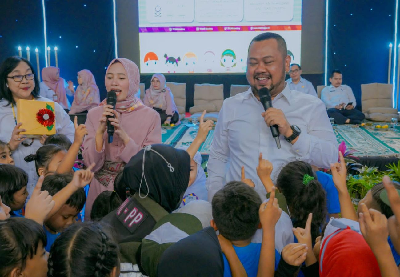 Bupati Gus Yani dan Ketua Forikan Kompak Kampanyekan Gerakan Gemar Makan Ikan