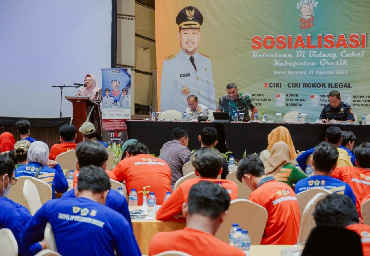 Wabup Gresik Ajak Masyarakat Berantas Rokok Ilegal