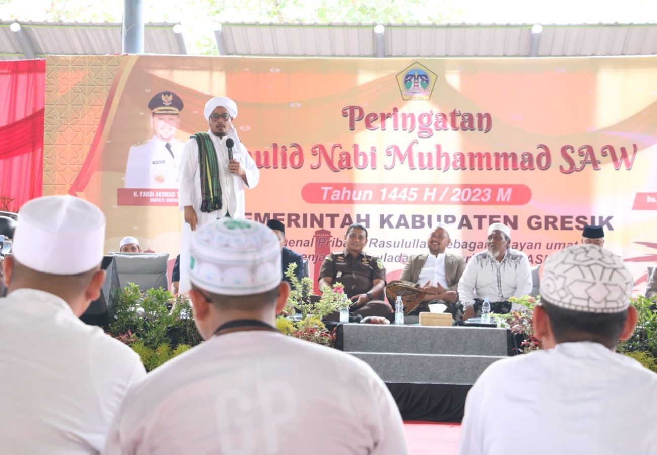 Wujud Cinta Pada Rosulullah, Ratusan ASN Gresik Ikuti Peringatan Maulid Nabi Bersama Bupati Fandi Akhmad Yani dan Forkopimda