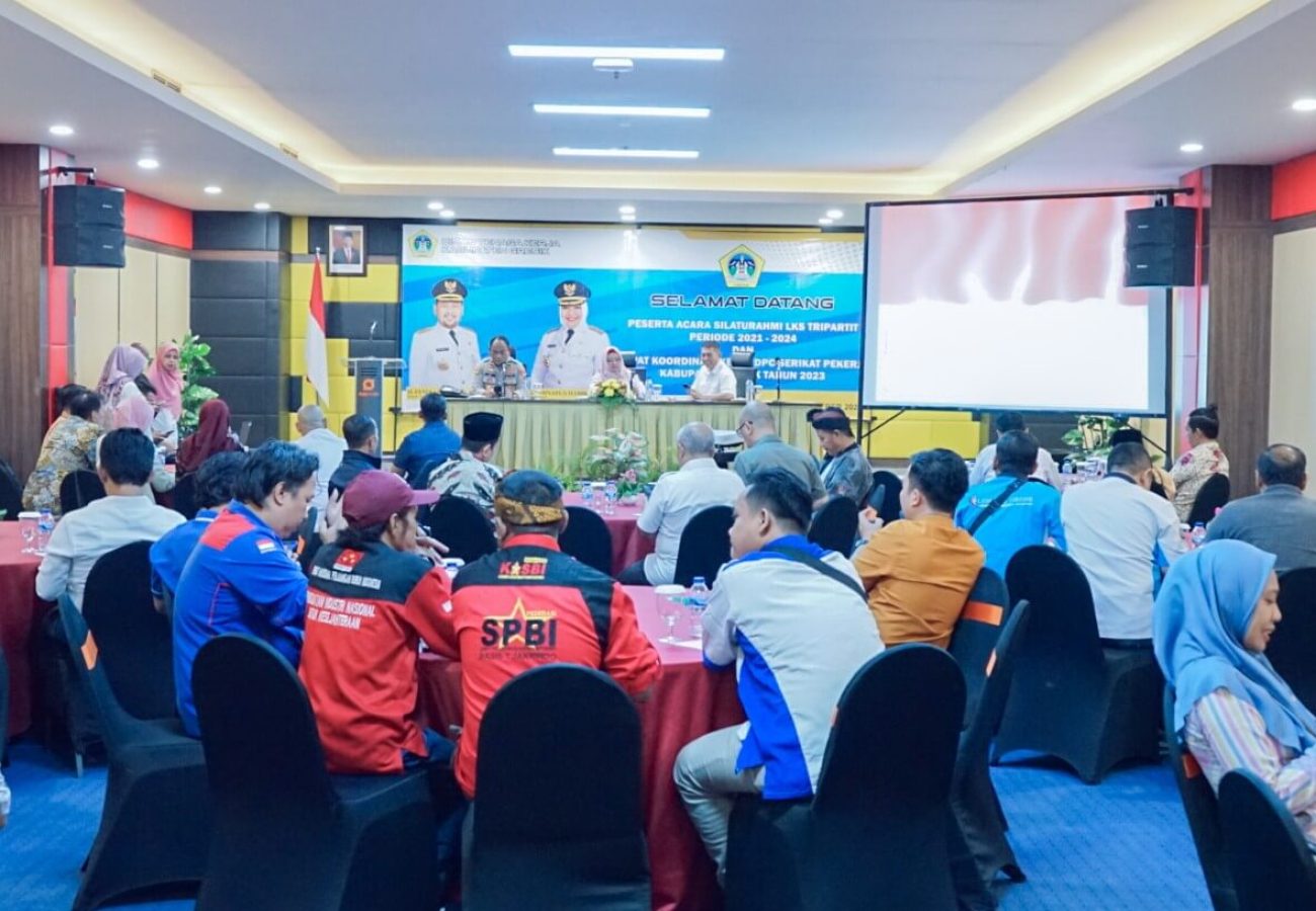 Wabup Gresik Sampaikan Kerjasama LKS Tripartit Adalah Kunci Wujudkan Kesejahteraan Pekerja