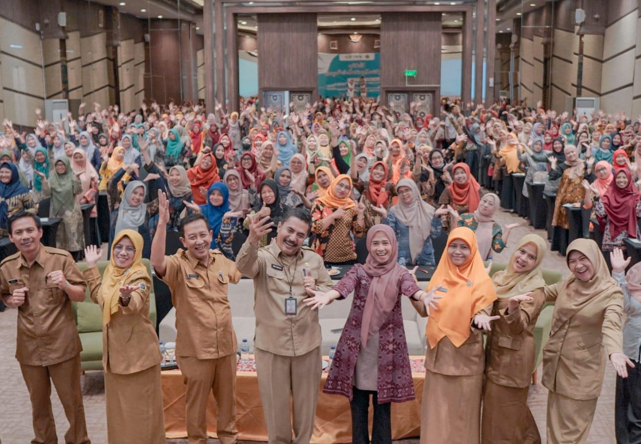 Optimalkan Layanan Posyandu, Ketua TP PKK Kabupaten Gresik Siap Terjunkan Kader