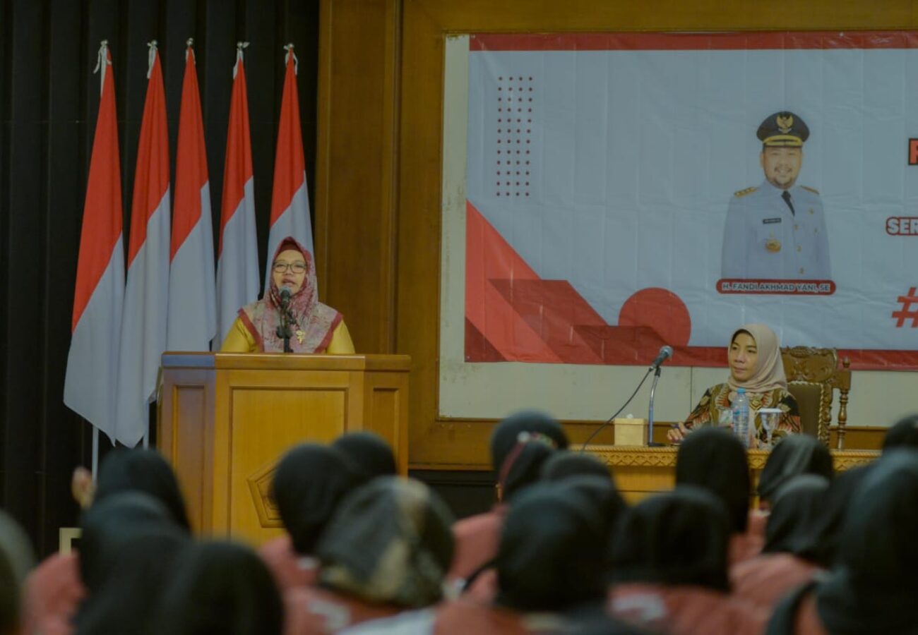 Wabup Gresik Bu Min Tegaskan PKH Sesuai Sasaran Untuk Entaskan Masalah Kemiskinan