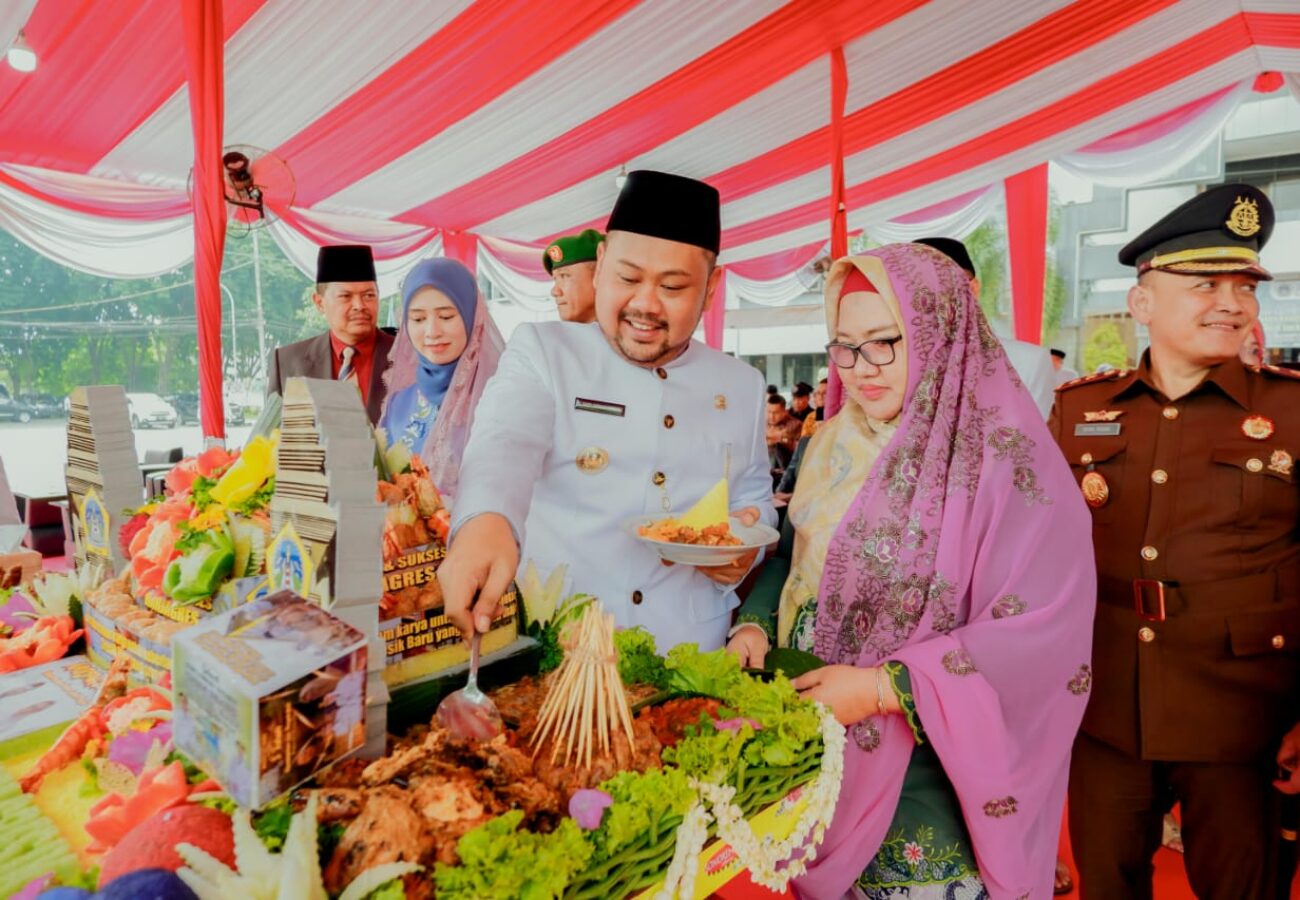 Momentum HUT Pemkab dan Hari Jadi Kota Gresik, Bupati Gus Yani Apresiasi Keterlibatan Masyarakat Dalam Membangun Gresik
