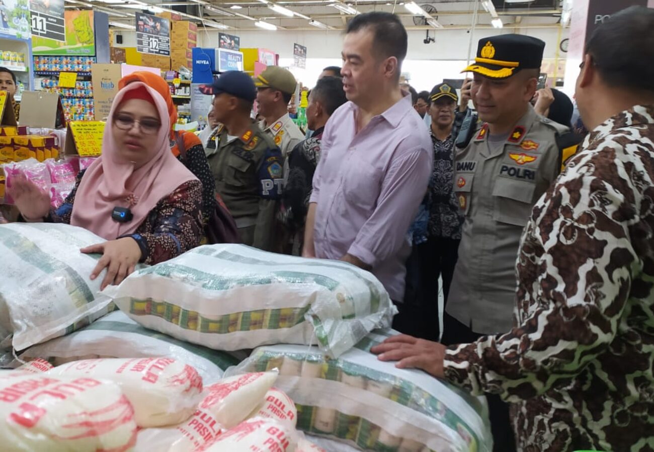Pastikan Stabilisasi Pasokan dan Harga Pangan Aman Selama Ramadan, Wabup Sidak ke Pasar dan Toko