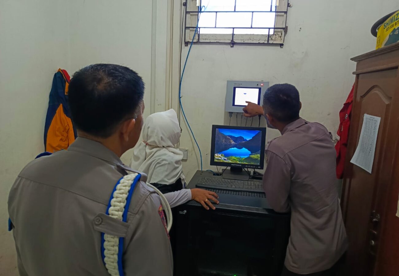 Cegah Penimbunan BBM di SPBU Gresik, Ini Yang di Lakukan Polisi