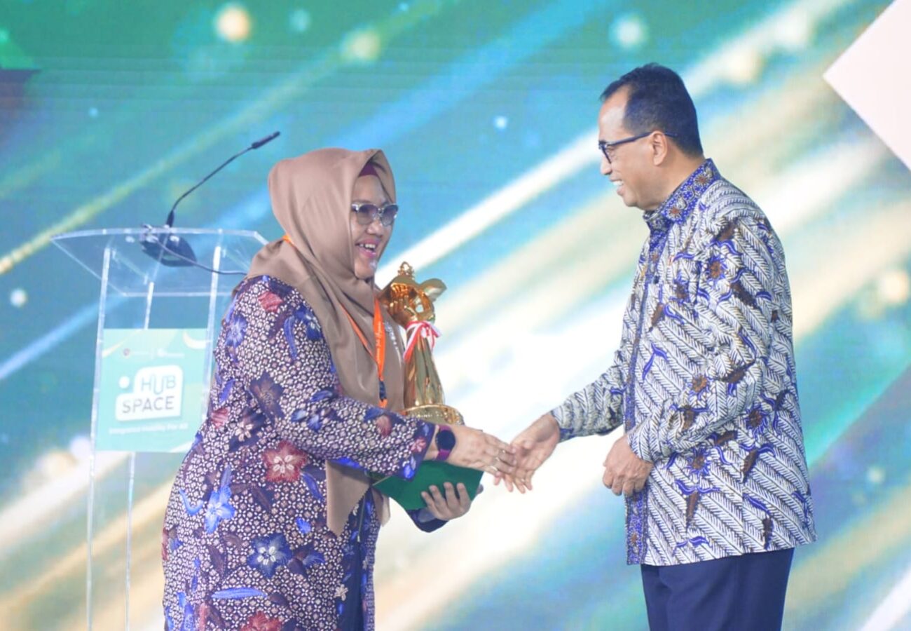 Peringatan Harhubnas 2024, Kabupaten Gresik Bawa Pulang Penghargaan Wahana Tata Nugraha