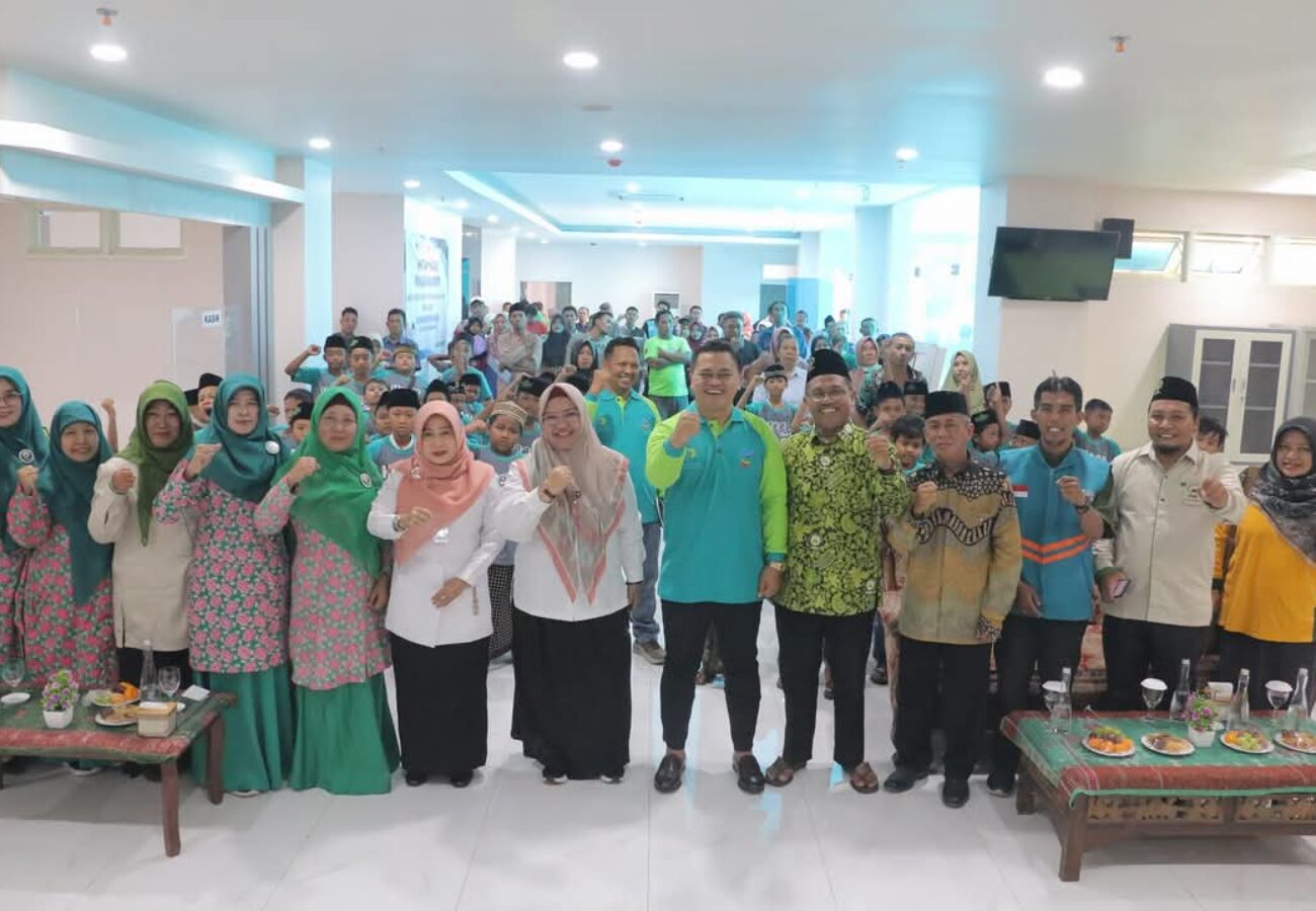 Wabup Gresik Bu Min Apresiasi Gelaran Khitan Ceria Kolaborasi NH, Dinkes, dan BKMM DMI