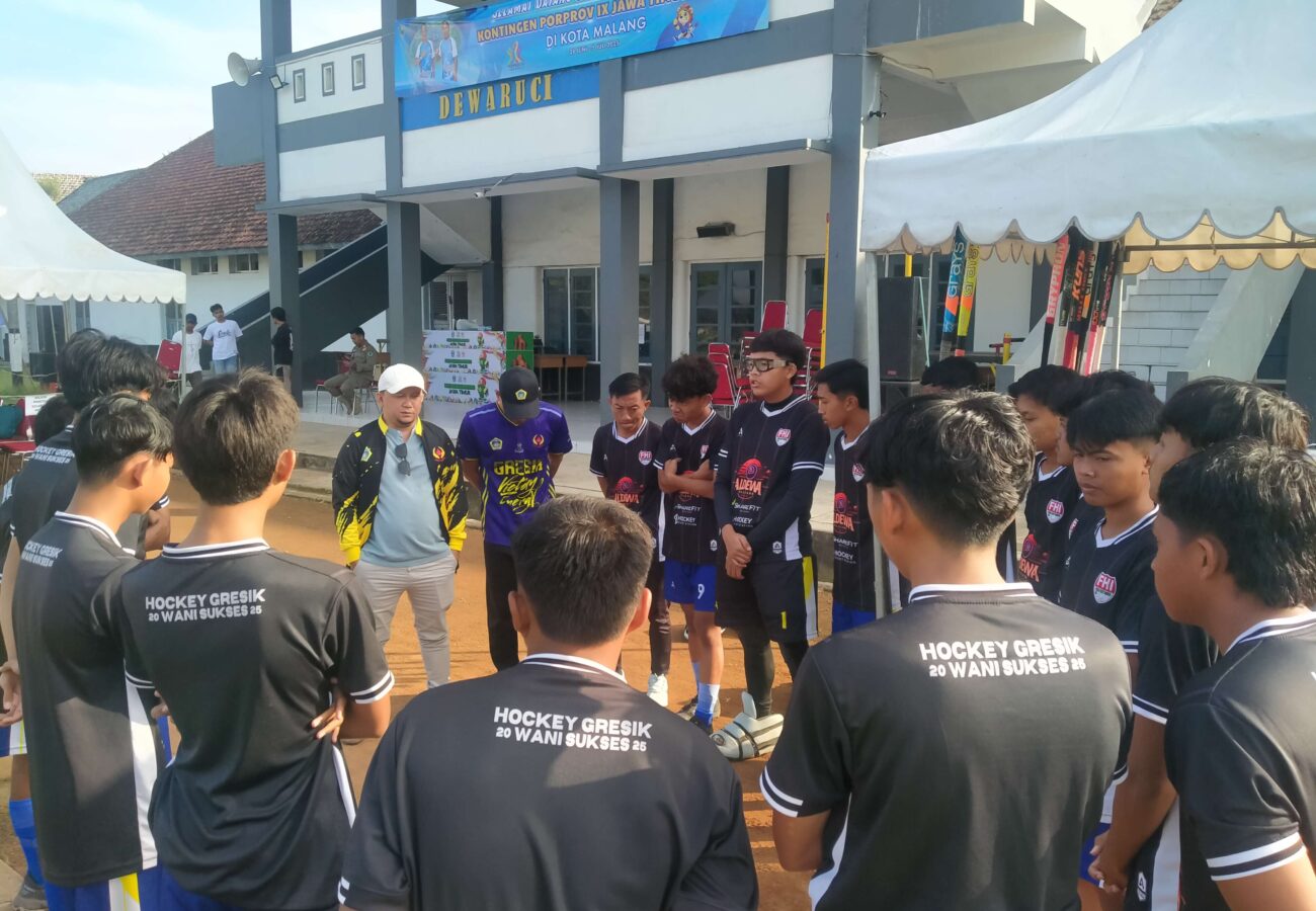 Bendahara Umum KONI Gresik H. Andi Asnawi Berikan Dukungan dan Semangat untuk Tim Hoki Putra di Malang