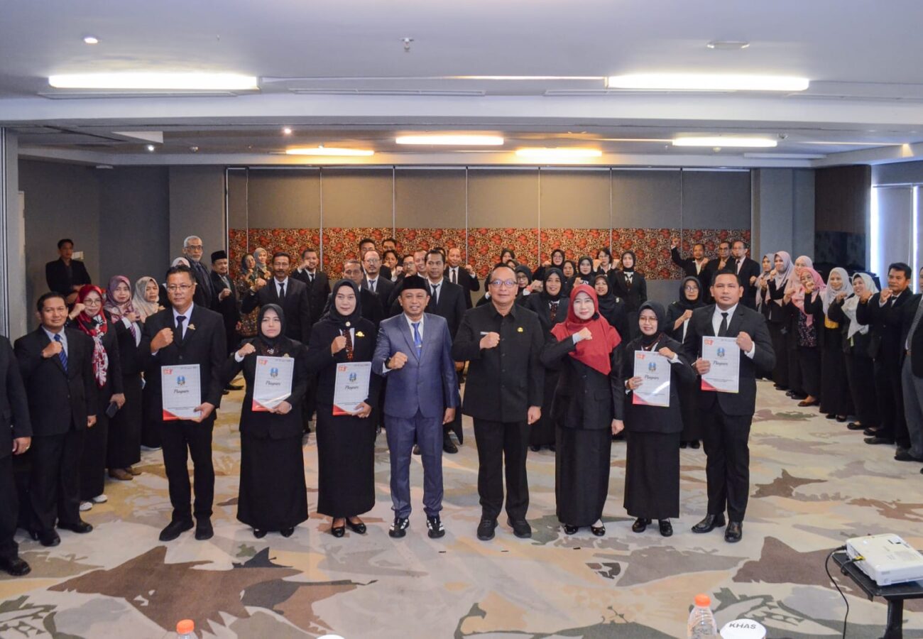 Siap Jadi Role Model Reformasi Birokrasi, Wakil Bupati Gresik Tutup Pelatihan Kepemimpinan Pengawas Angkatan III