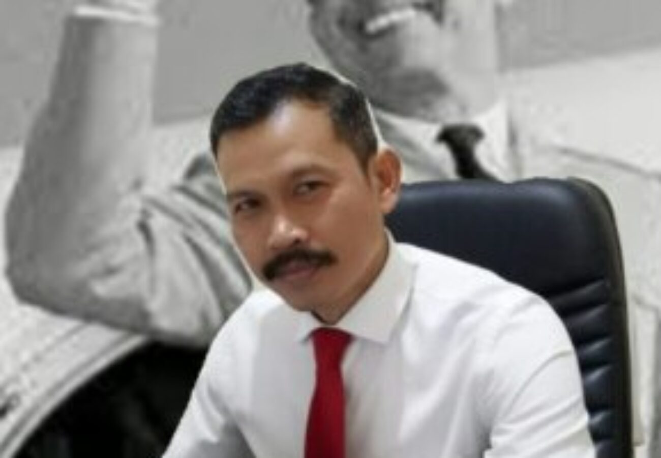 80 TAHUN INDONESIA MERDEKA Momentum Kesadaran Warga Negara Dalam Bergotong Royong
