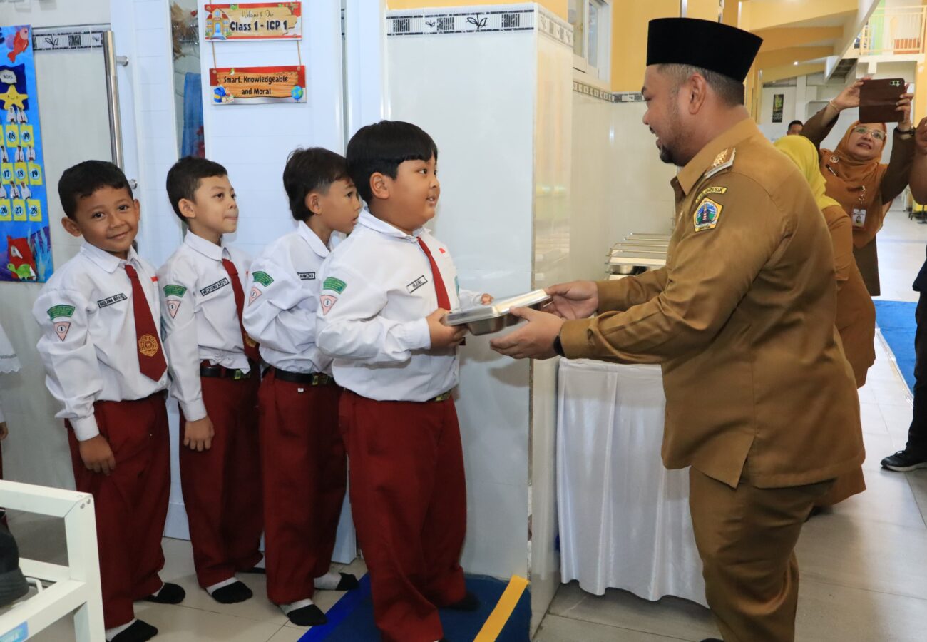 Bupati Gresik Resmikan SPPG Dapur Hibrid di Yayasan PPNU Trate, Kolaborasi untuk Gizi Anak yang Berkualitas